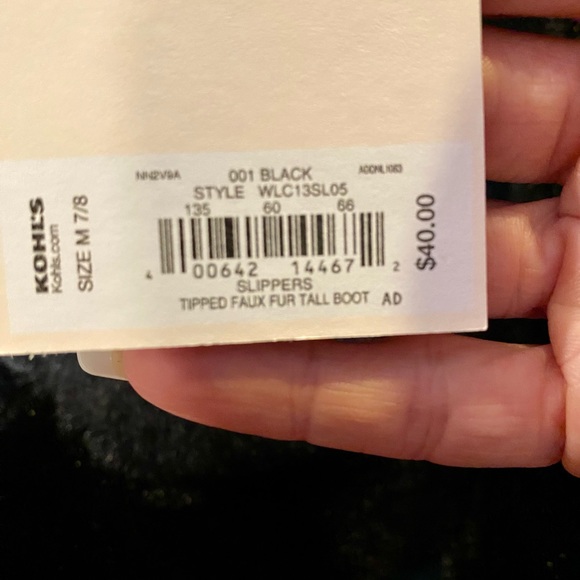 Lauren Conrad BLACK FAUX FUR ALLOVER BOOTIE SLIPPERS-SIZE M(7-8) NWTs sealed - Picture 5 of 8